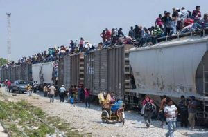 Illegal-Immigration-Crossing-The-Rio-Grande5